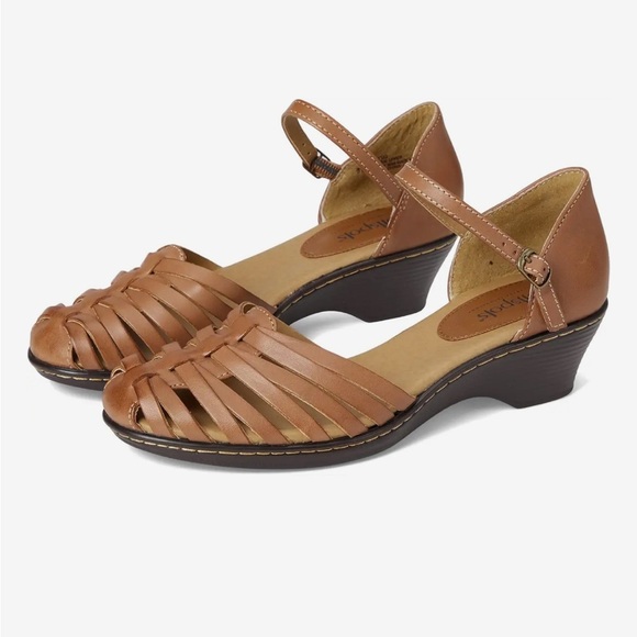 Comfortiva NWOT Tatianna Soft Spots Tan Strappy Heels Sandals, Women’s Sz 6.5W - Picture 2 of 11